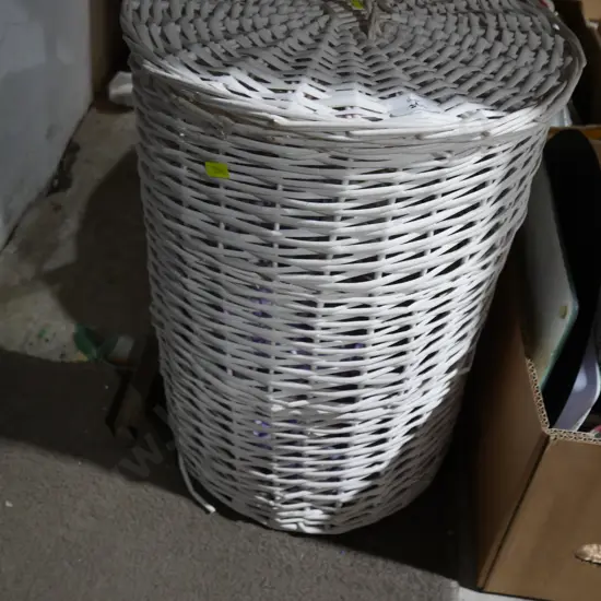 Wicker basket