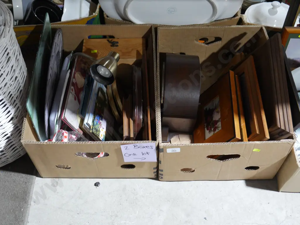 2 boxes of picture frames, mantle clock etc Image 1++