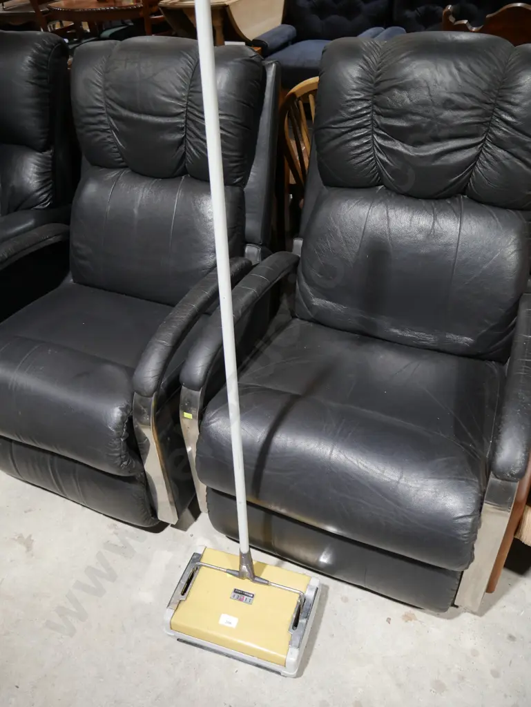 Carpet sweeper Image 1++