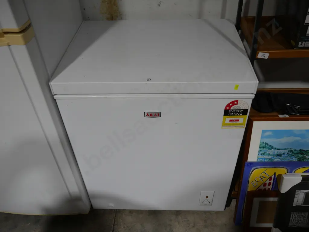 Akai chest freezer Image 1++
