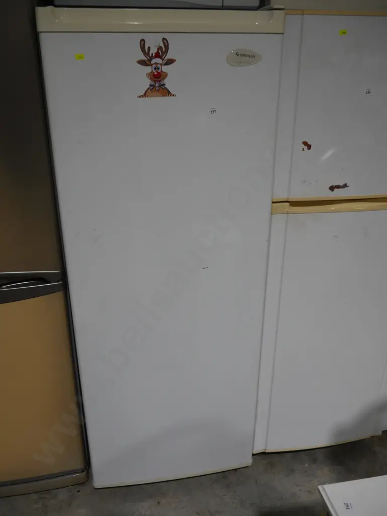 Simpson fridge Image 1++