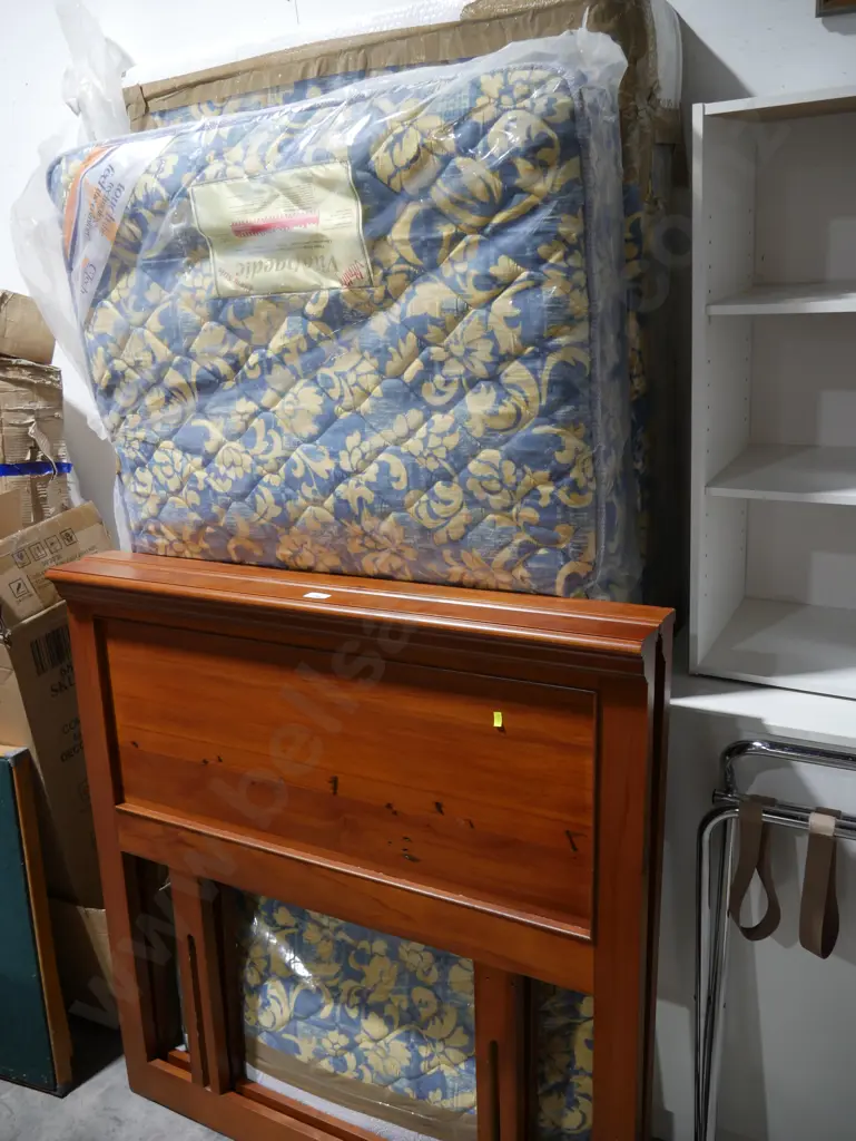 Single bed and headboards Image 1++