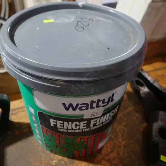 Fence finish colour karaka green