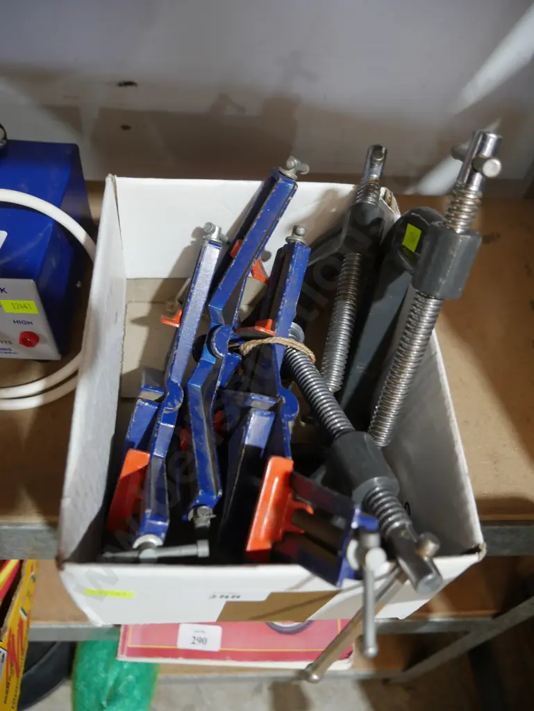 Corner clamps etc Image 1++