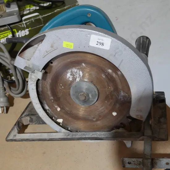Makita circular saw