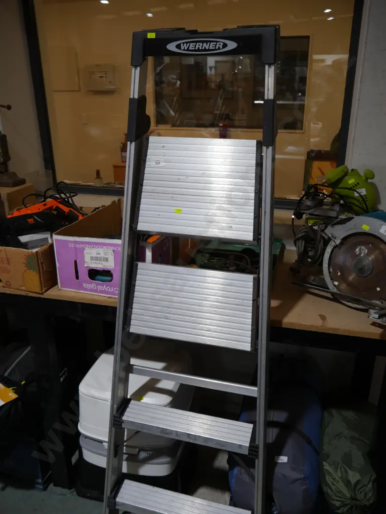 Werner aluminium ladder Image 1++