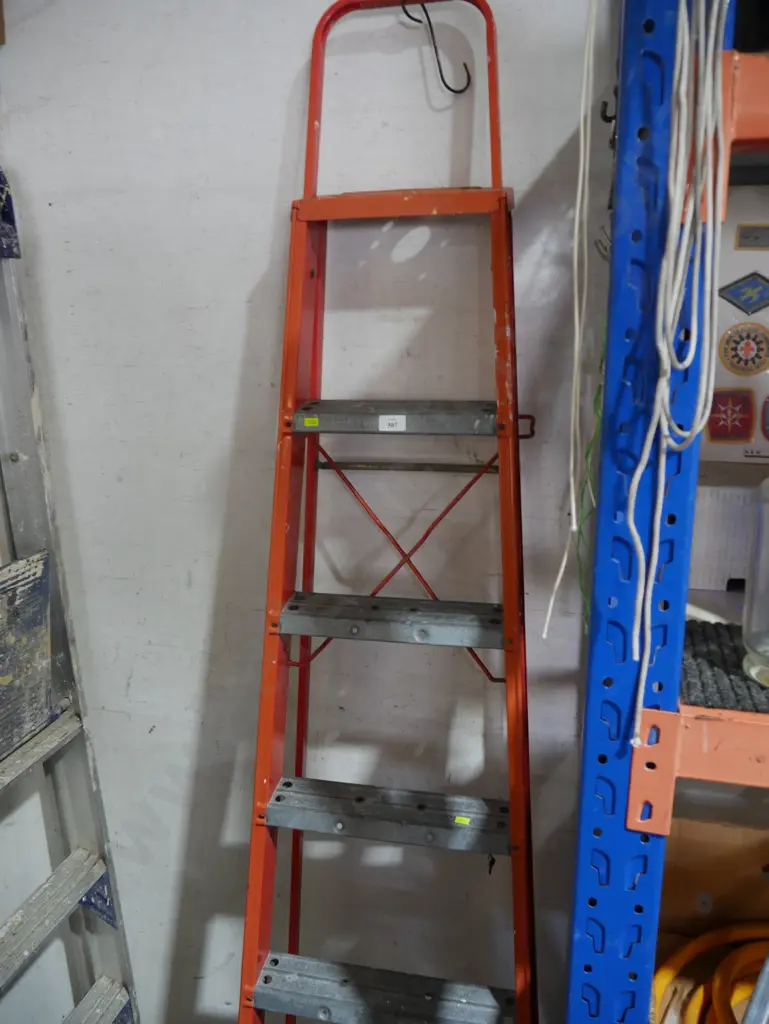 Ladder Image 1++