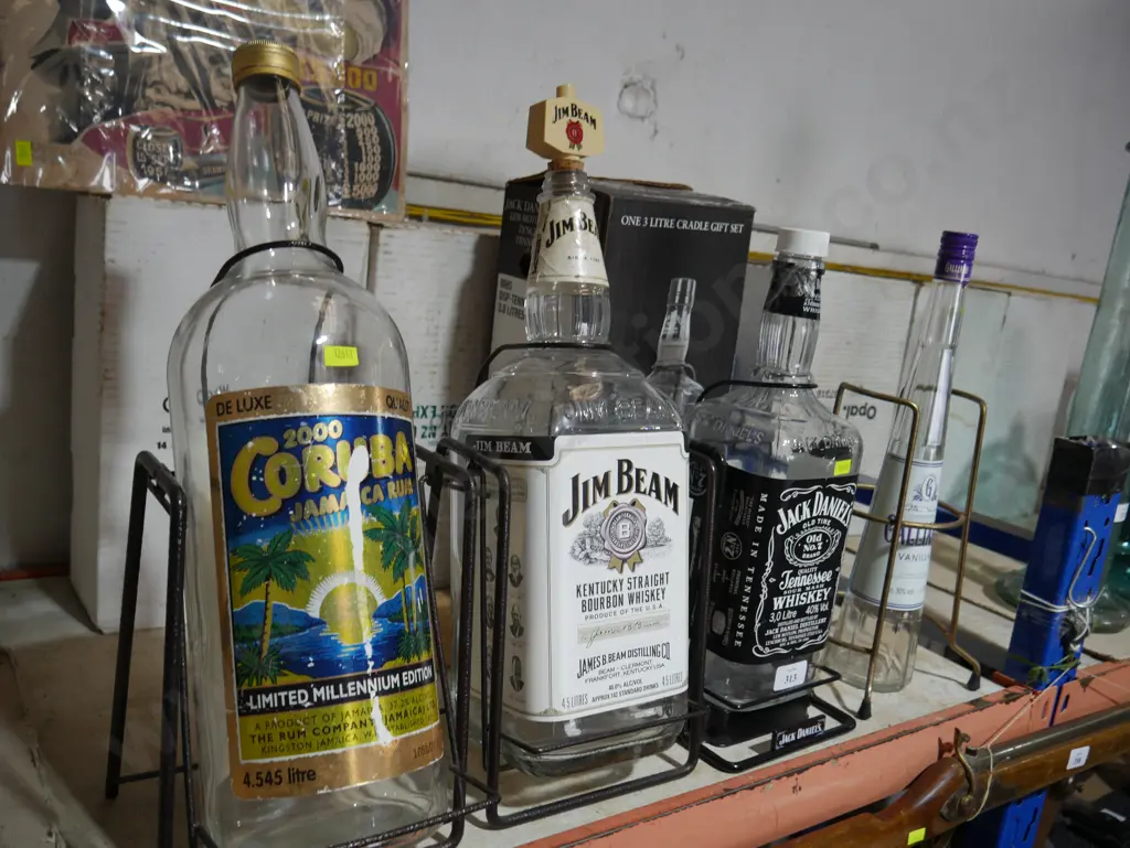 Large bottles and swing cradles Image 1++