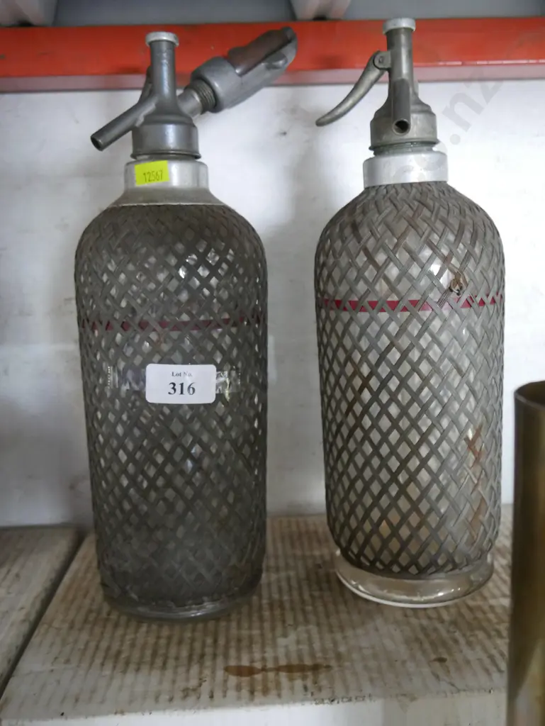 2 soda siphons Image 1++