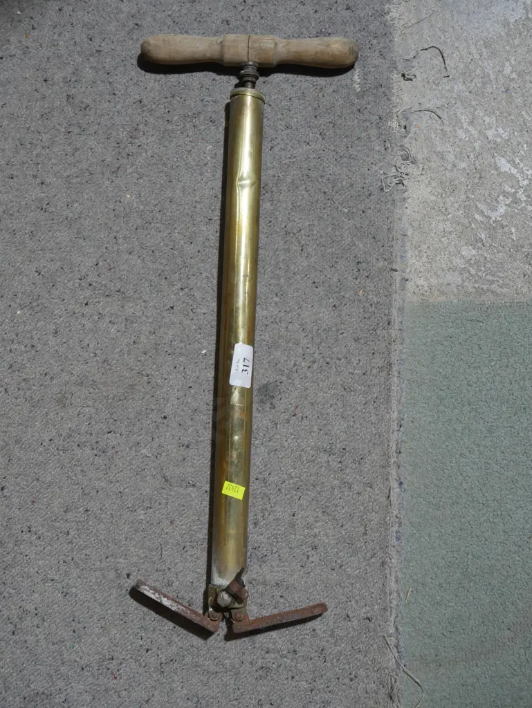 Brass air pump Image 1++