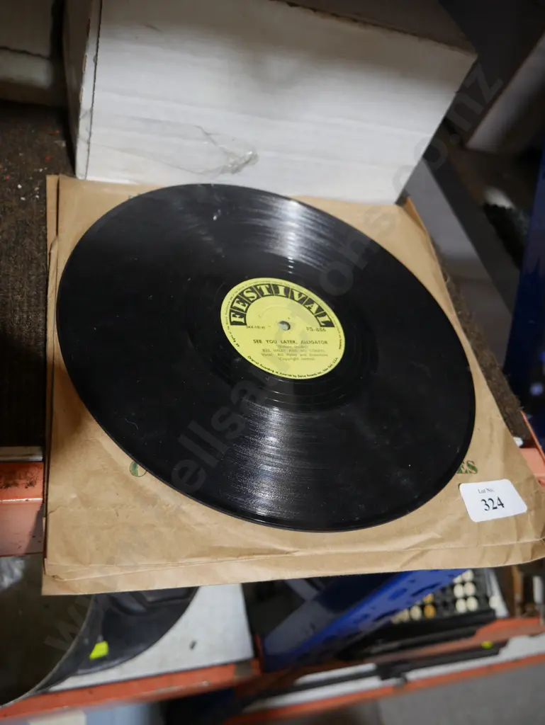Records Image 1++