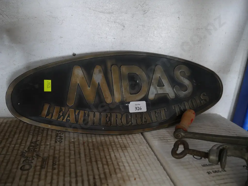 Midas leathercraft tools sign Image 1++