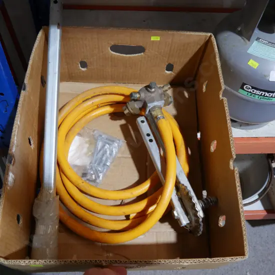 Power spraying hose