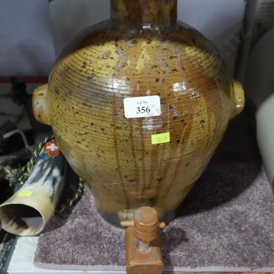 Stoneware dispenser