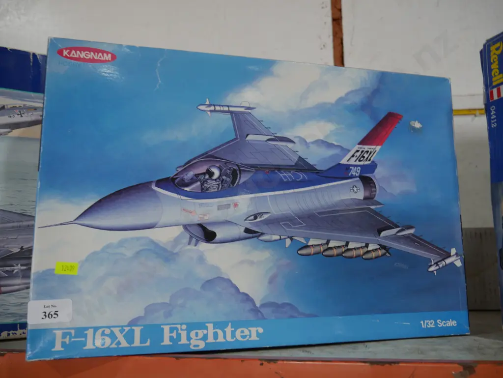 Kitset model f – 16 XL fighter Image 1++