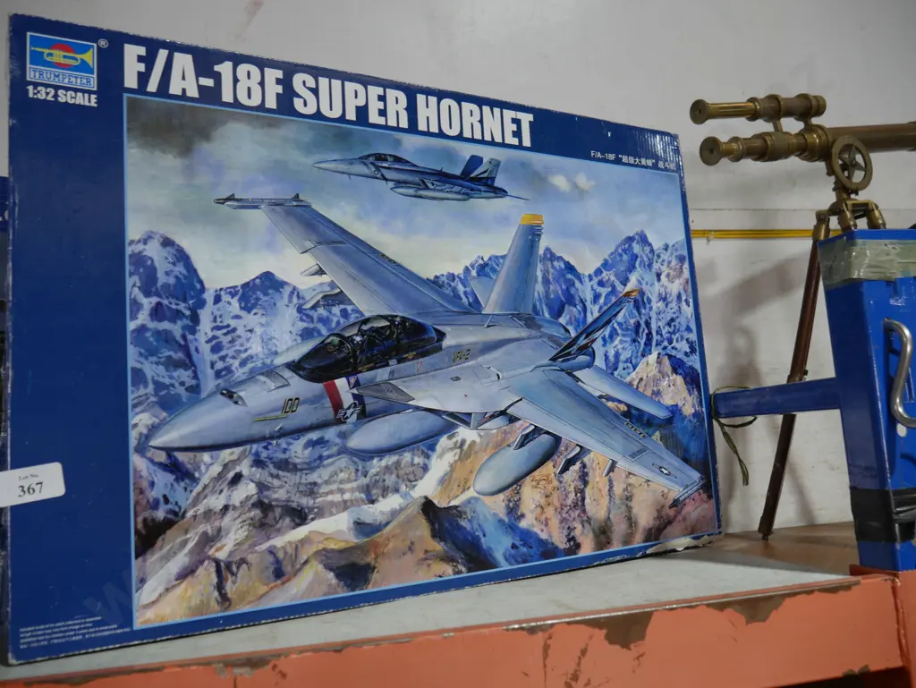 Kitset model Super Hornet Image 1++