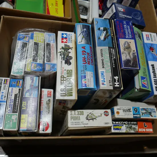 Assorted kitset models