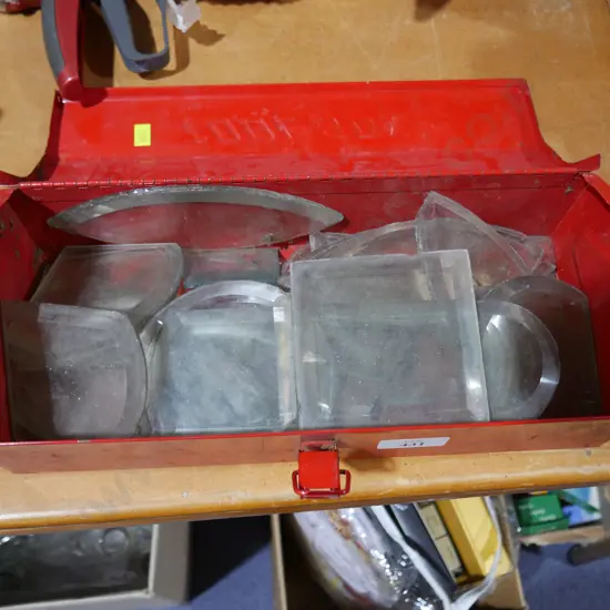 Glass pieces