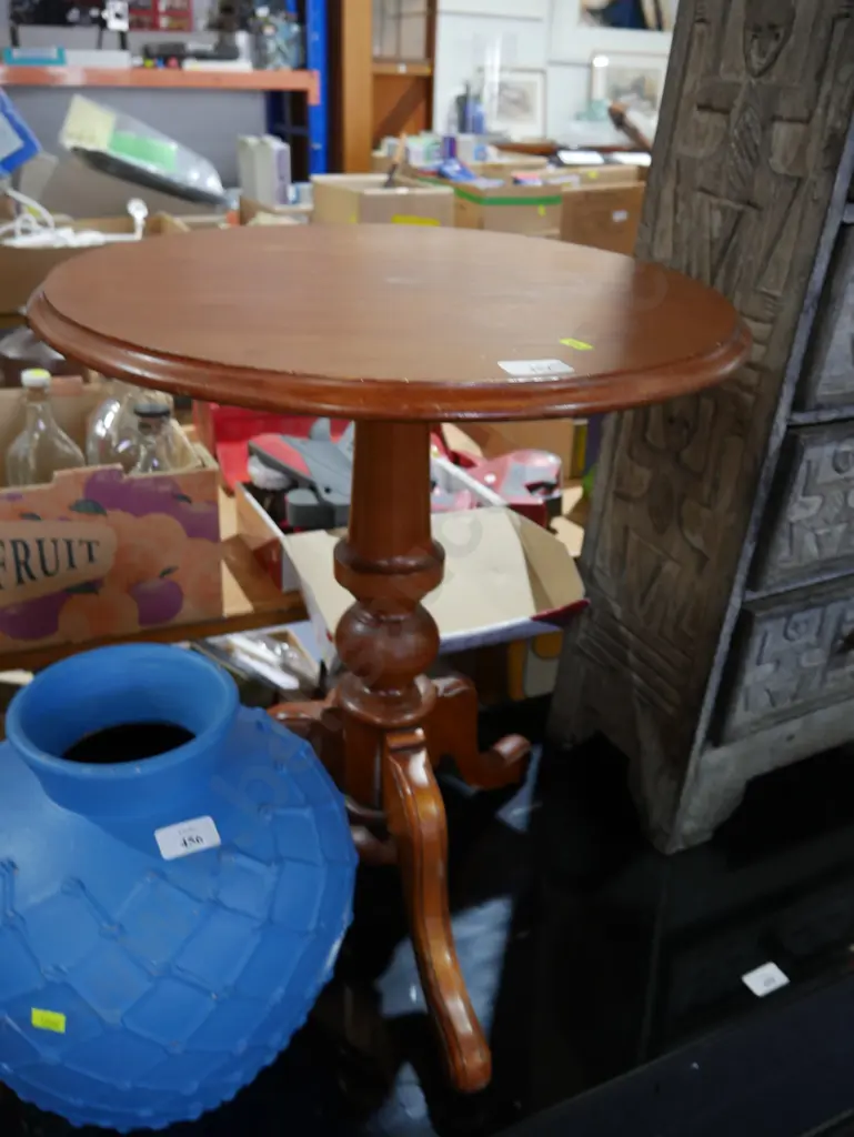 Wine table Image 1++