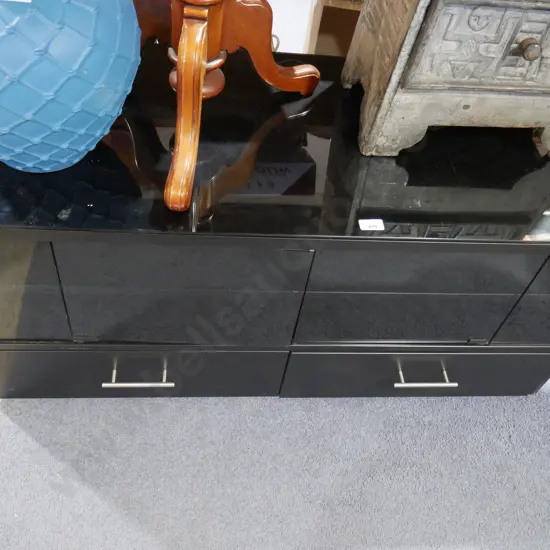 TV cabinet