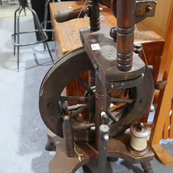 Spinning wheel