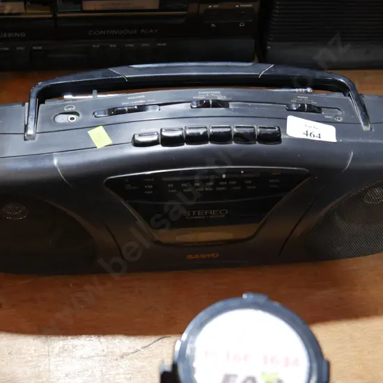 Sanyo stereo