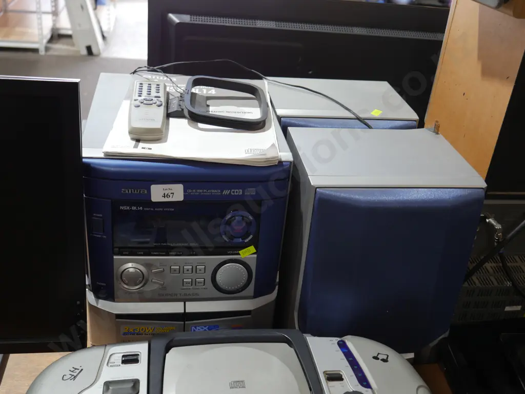 Aiwa stereo Image 1++