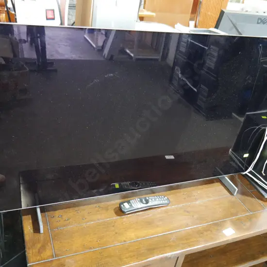 LG 42-in Smart TV