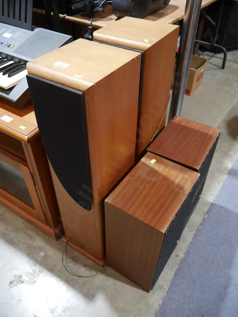 Awa and castle speakers Image 1++