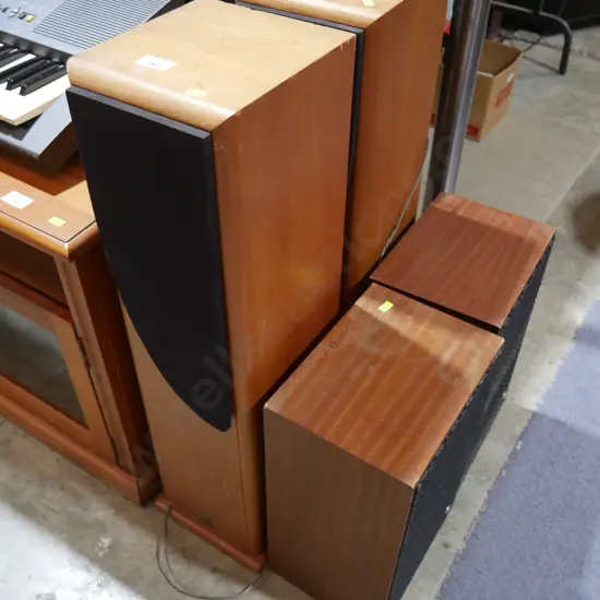 Awa and castle speakers