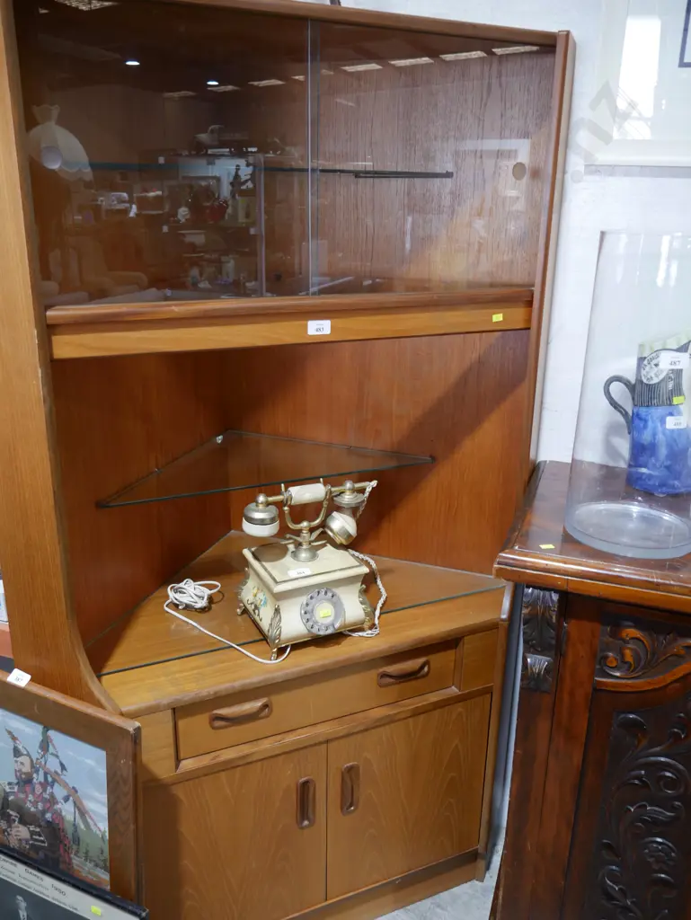 Corner cabinet Image 1++