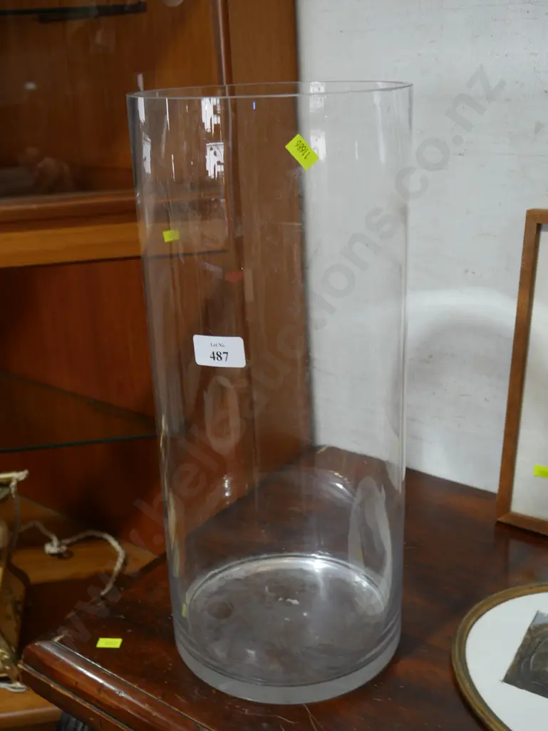 Large vase Image 1++
