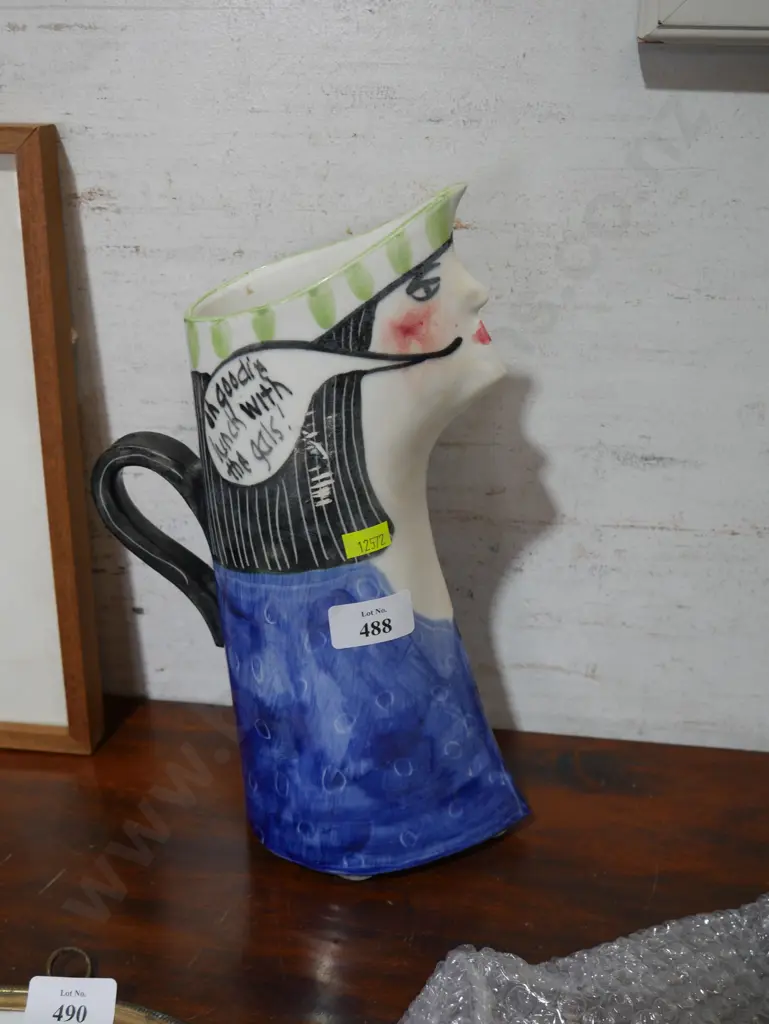 Laughing fish NZ lady jug Image 1++
