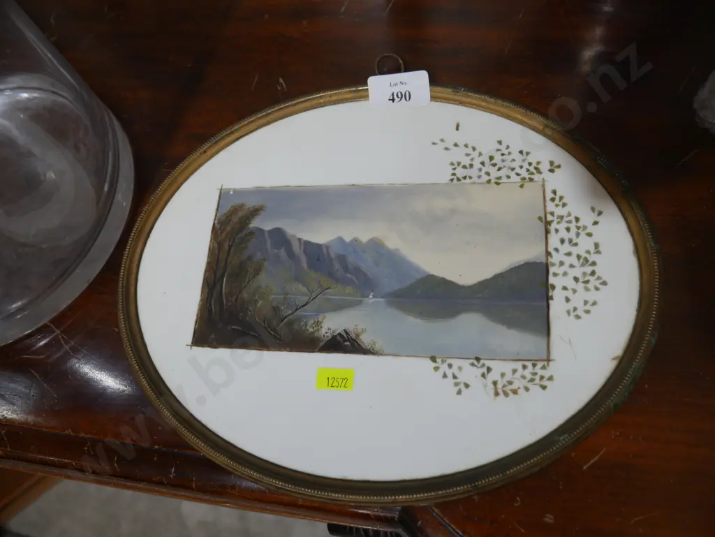 Oval framed landscape painting Image 1++