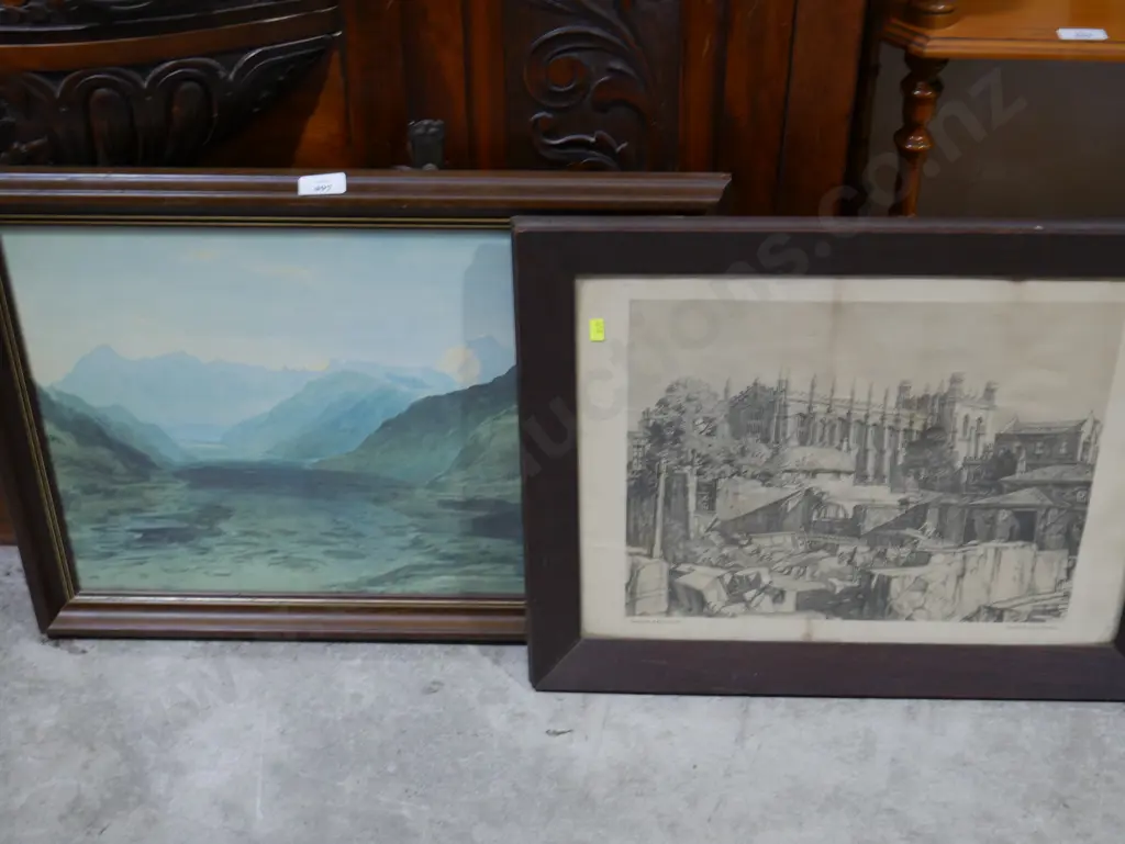 2 framed prints Image 1++