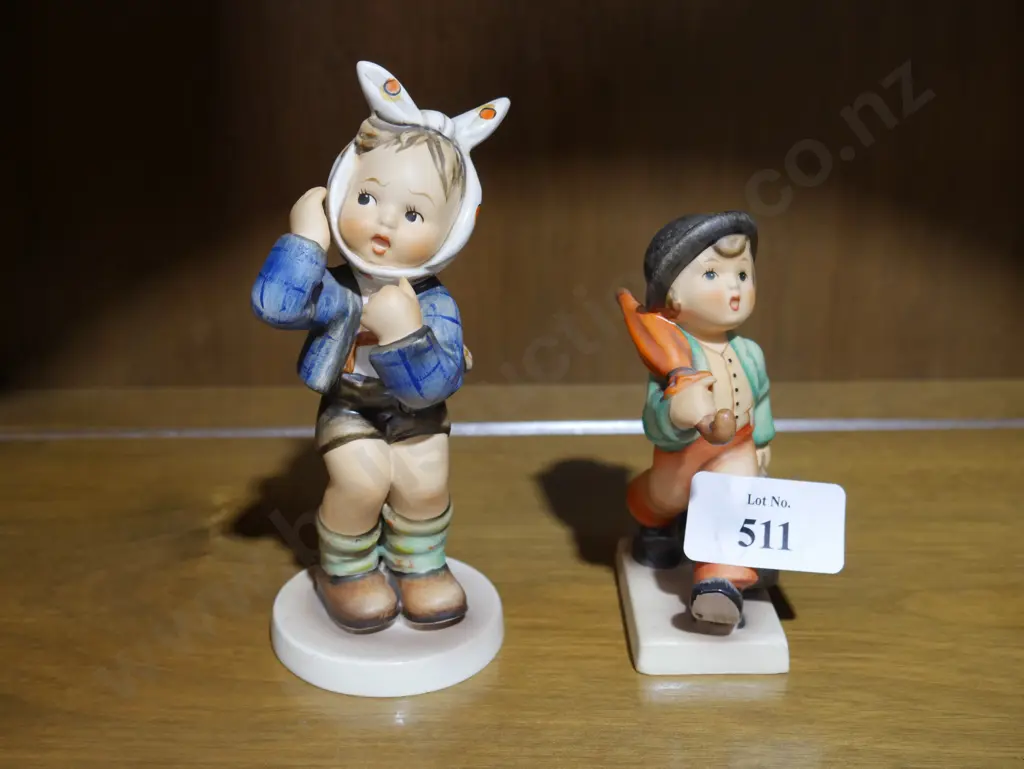 2 Goebel figurines Image 1++