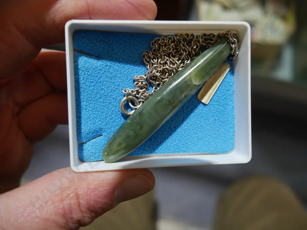 Greenstone necklace Image 1++
