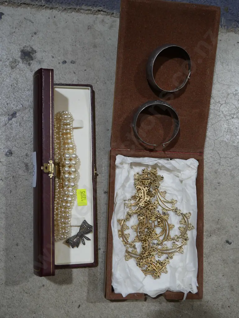 Jewellery Image 1++