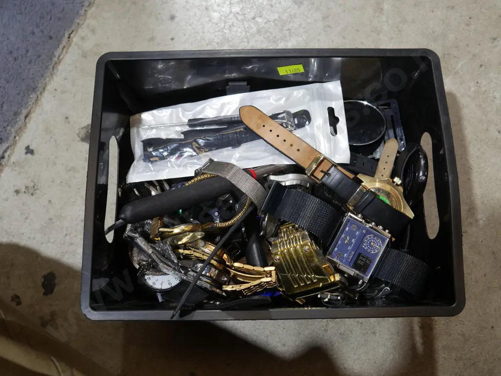 Assorted watches Image 1++