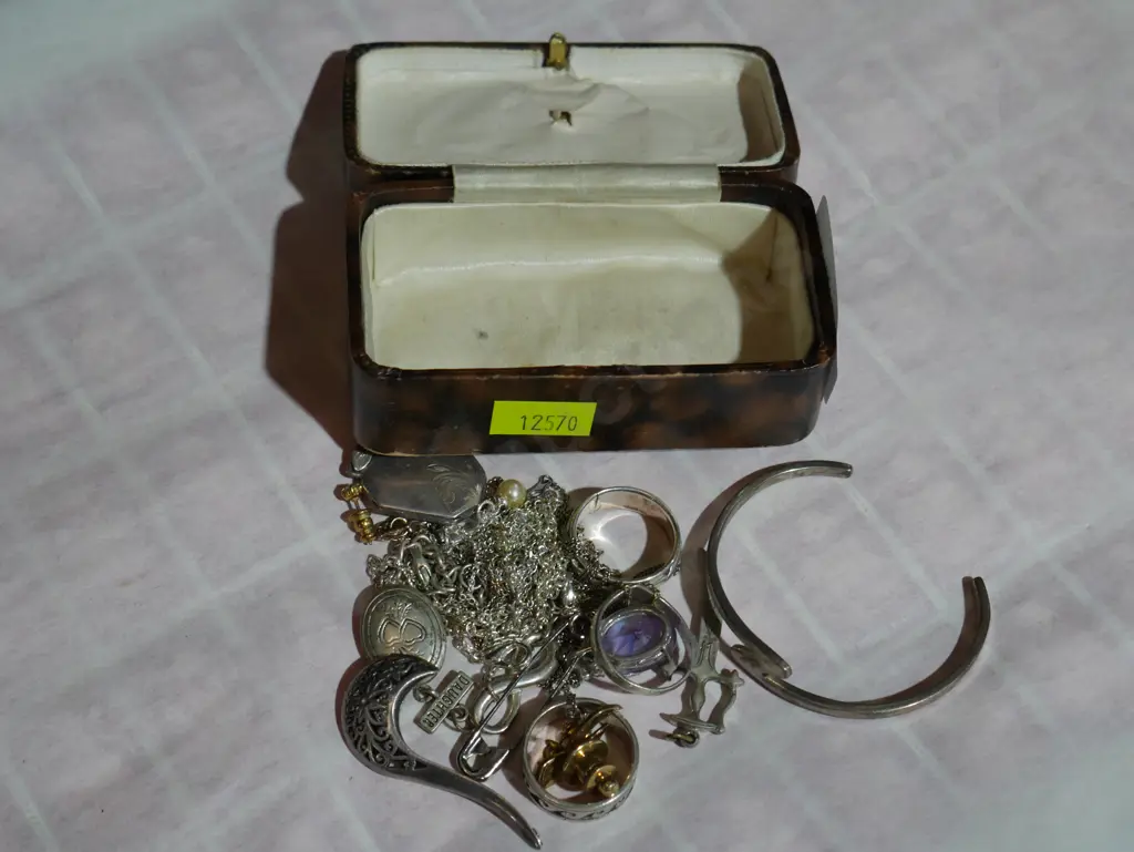 Silver jewellery etc Image 1++