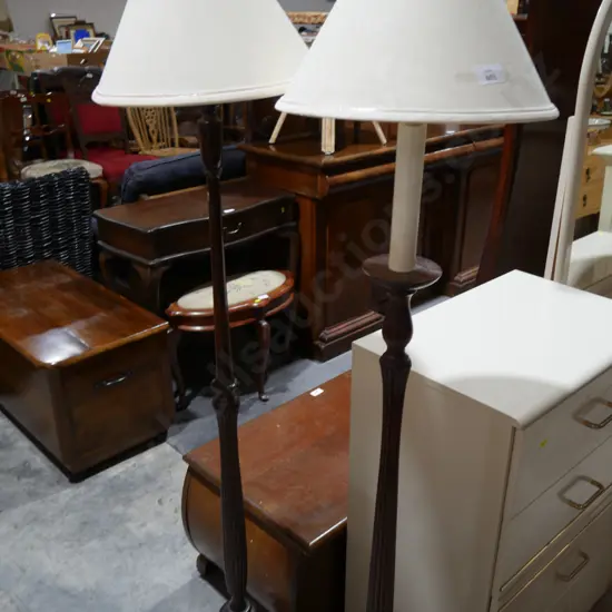2 floor lamps