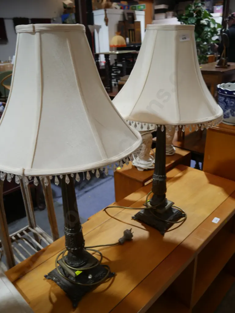 2 table lamps Image 1++