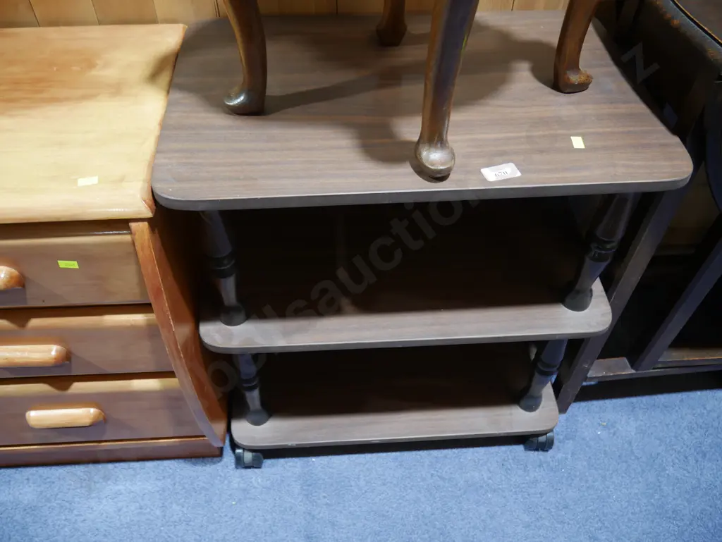 Tea trolley Image 1++