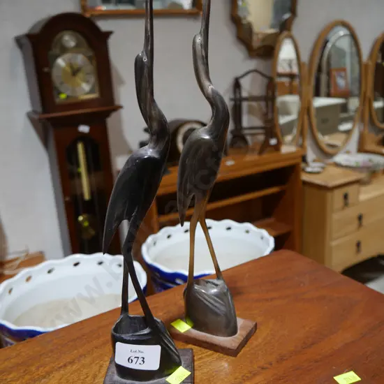 Bird figurines