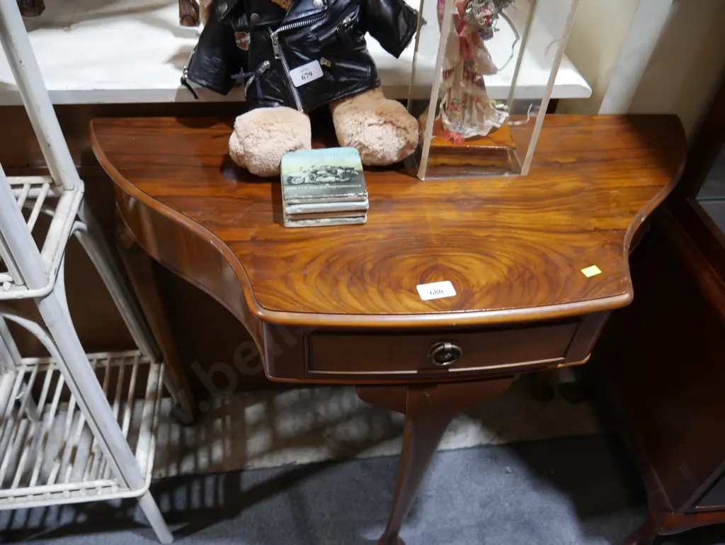 Hall table Image 1++