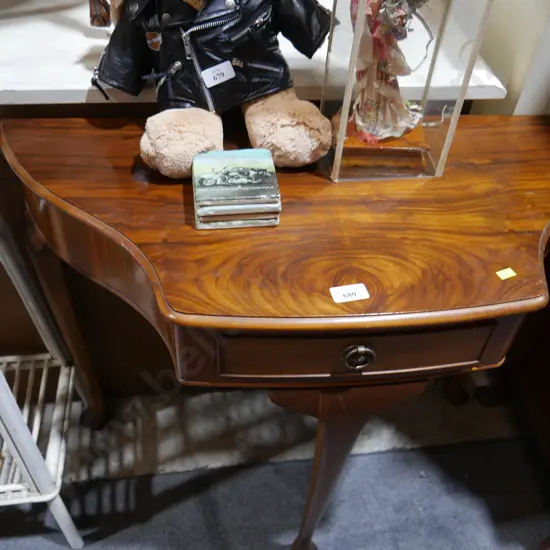 Hall table