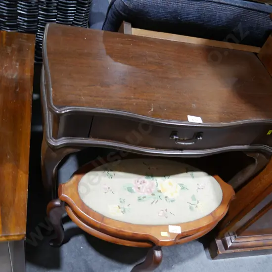 Hallway table