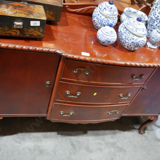 sideboard