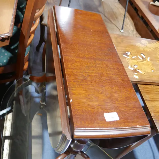 Dropside table