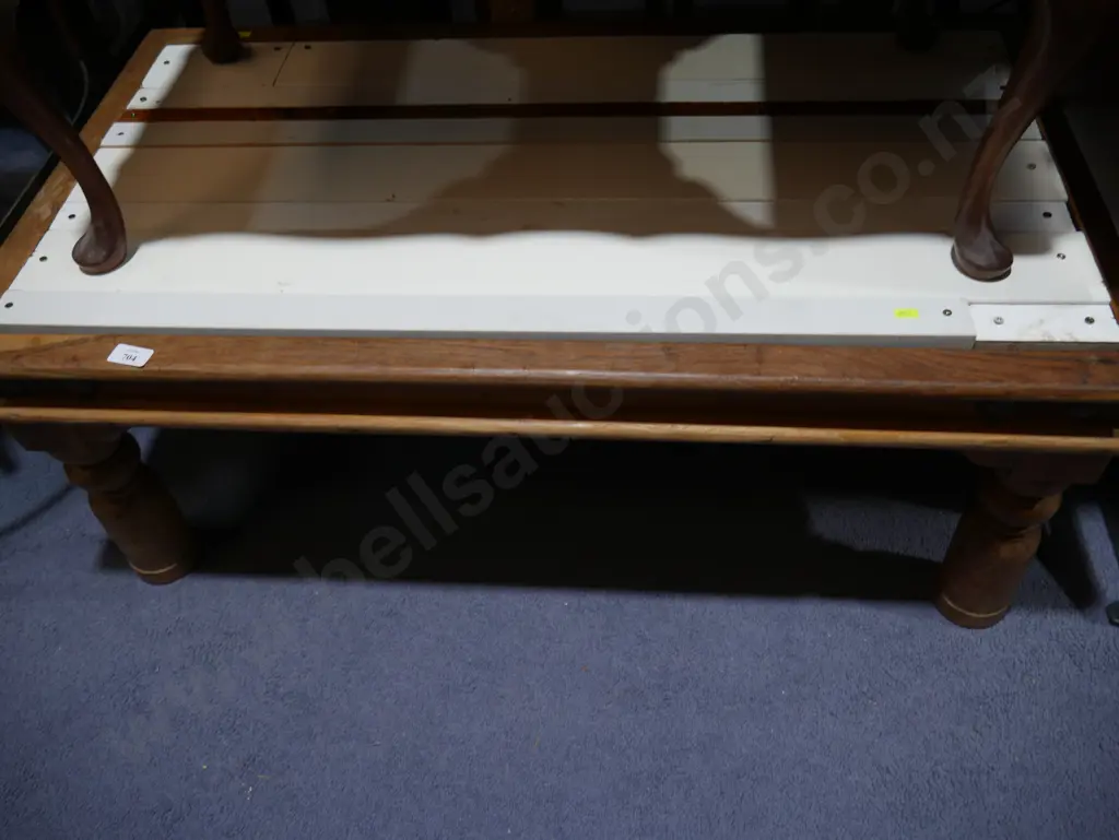 Coffee table Image 1++